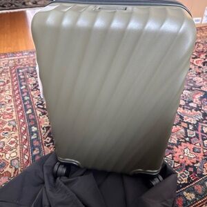 Tumi olive 19 degree International Expandable Carry-On